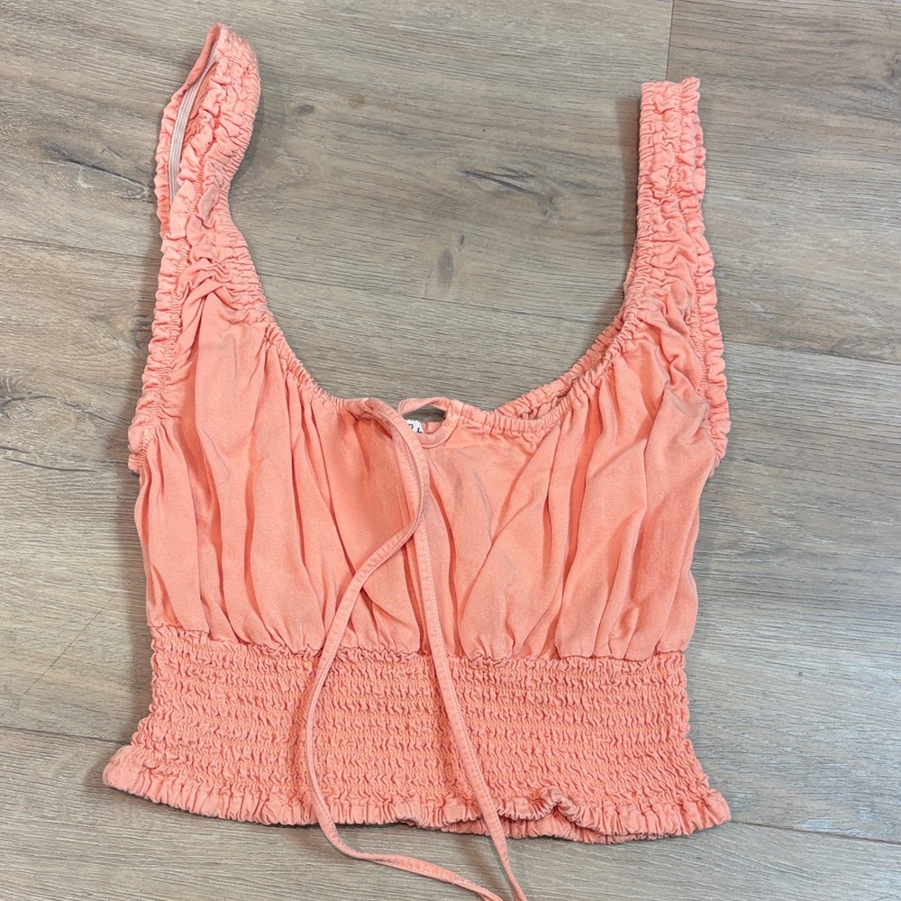 Love Tree Coral Tie-Front Smocked Crop Tank